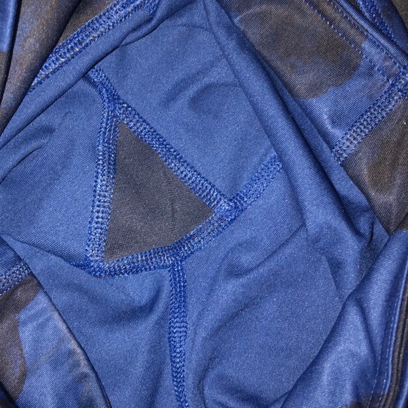 Lululemon Under Wunder pants size 2 - Picture 6 of 8